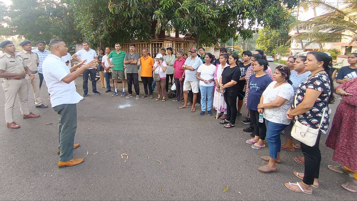 Old Goa Police Conduct Safety Awareness Program and Launch Major Security Drive