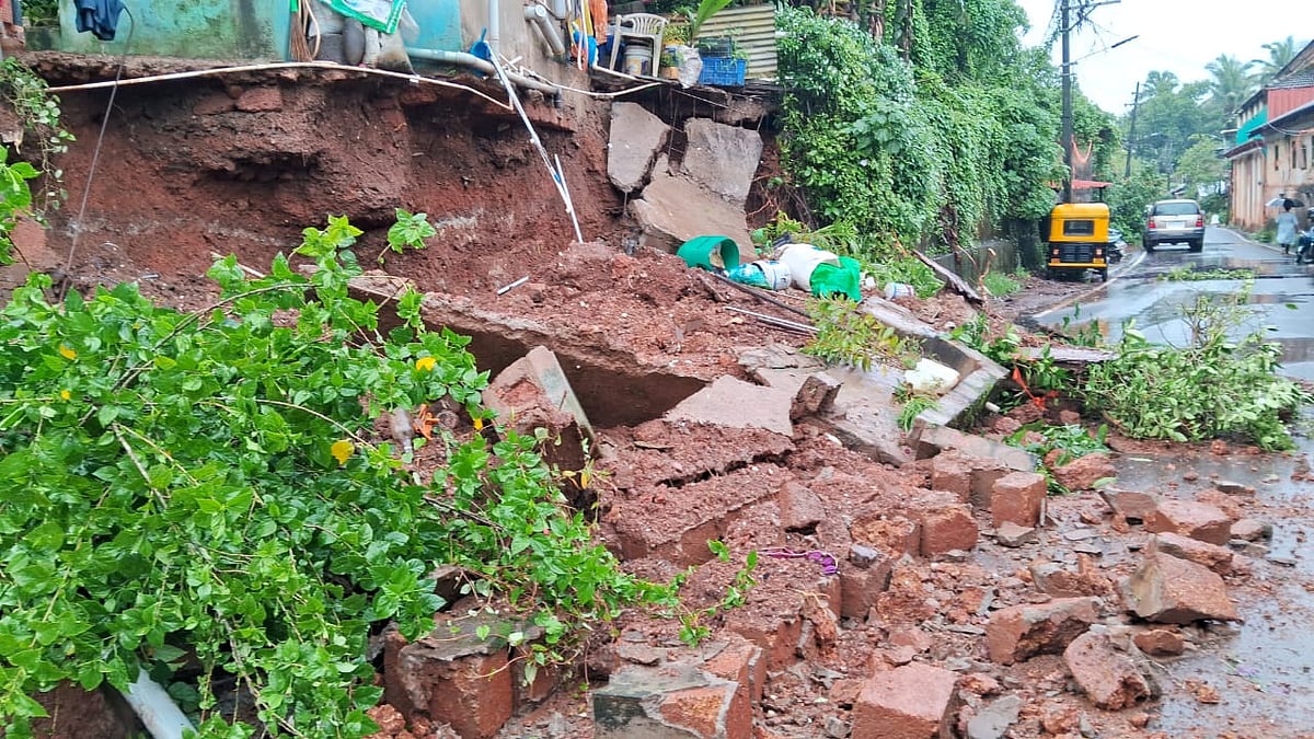 Old Retaining Wall Collapses in Chimbel’s Rambhuvan Wado