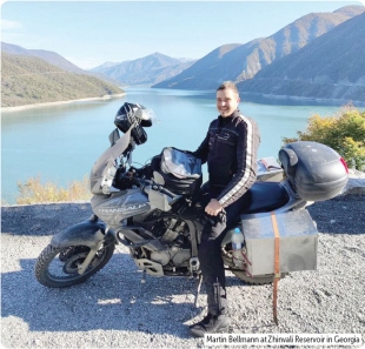 On a world tour on his bike, from Germany to India