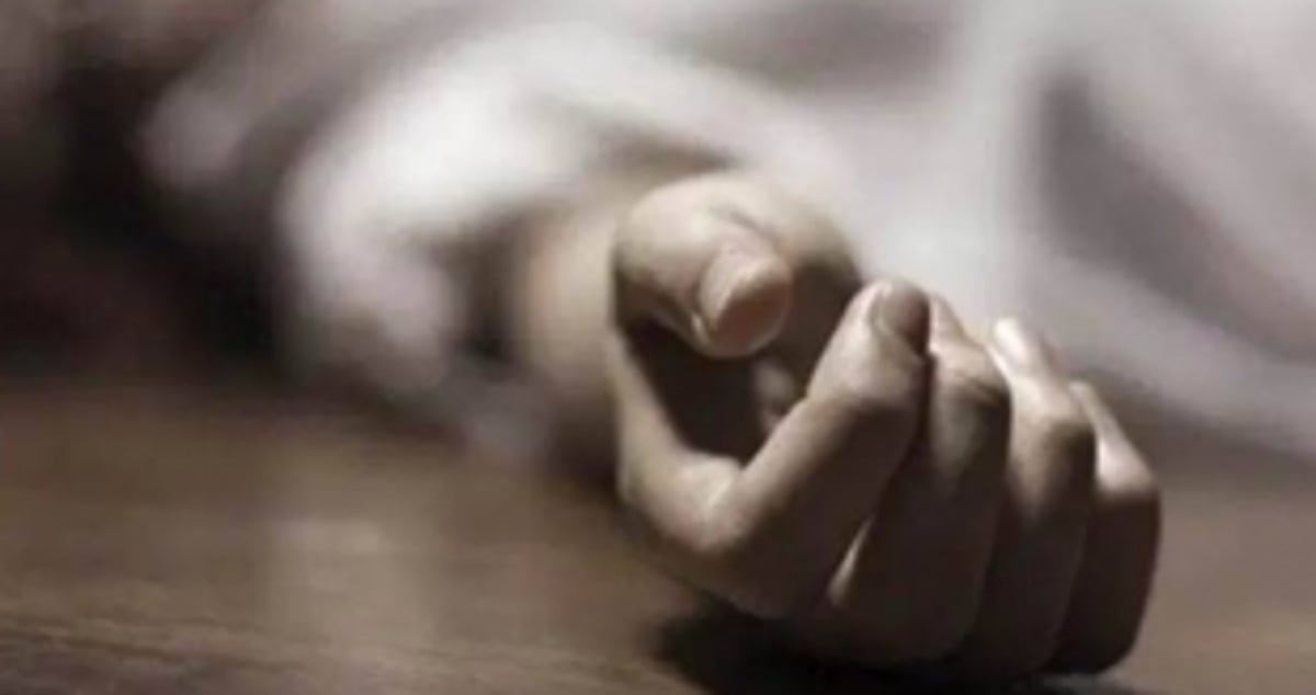 One dies in   self-accident