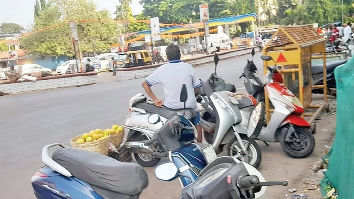 One rule for citizens, another for vendors?