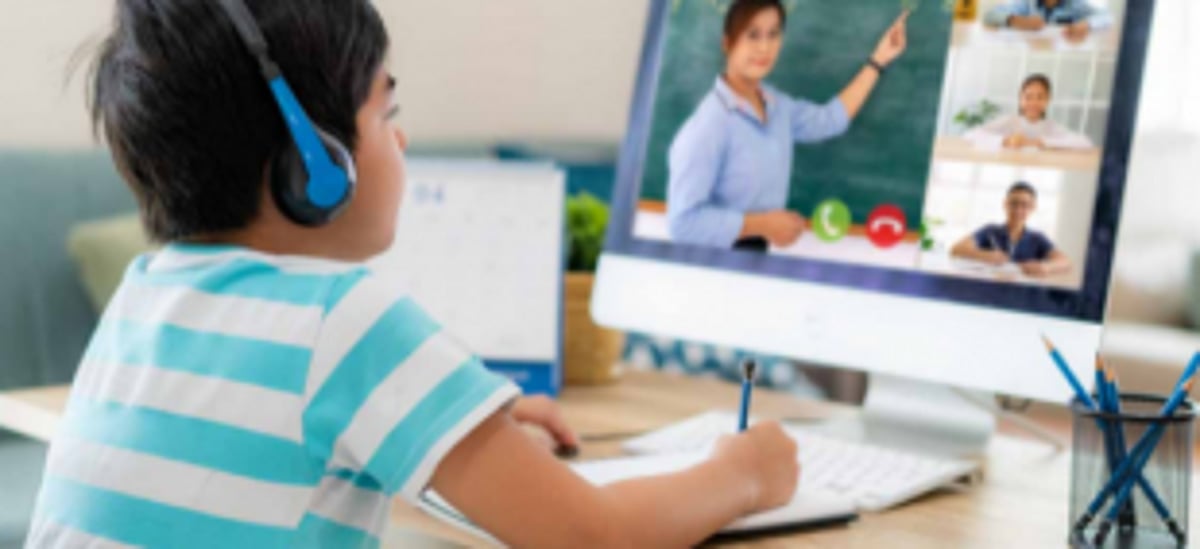 Online classes take toll on school students, claims a survey