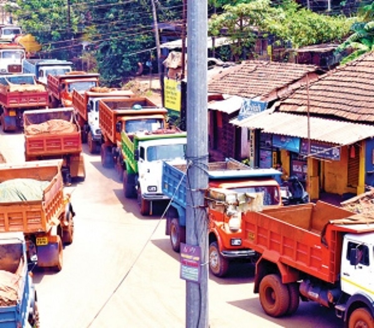 Only DUST and QUEUEs everywhere…