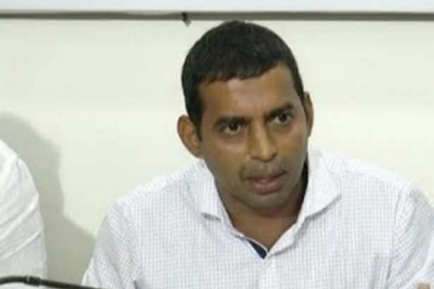 Oppn lashes out at  Urfan Mulla’s comment