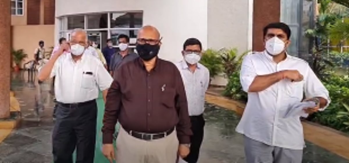 Opposition MLAs demand 15-day lockdown