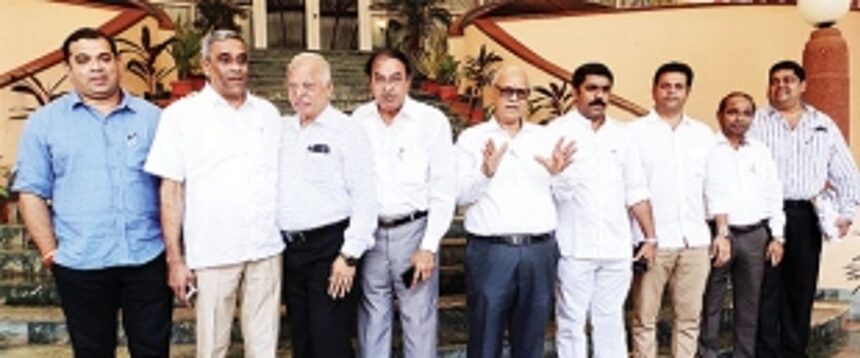 Opposition parties put up united front 1 Opposition parties put up united front