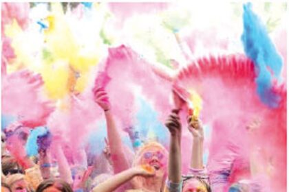 Organic touch to the festival of colours