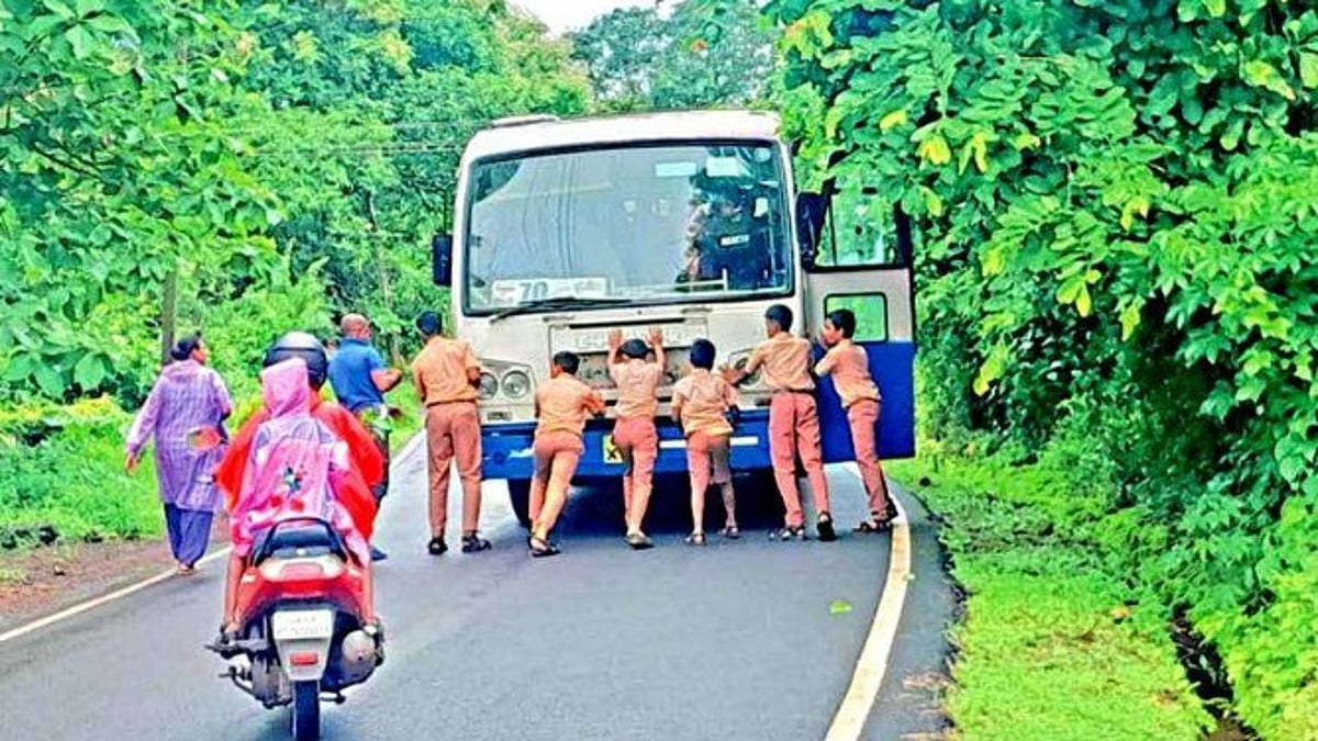 Outrage in Goa After KTCL Driver Makes Students Push Broken-Down Bus