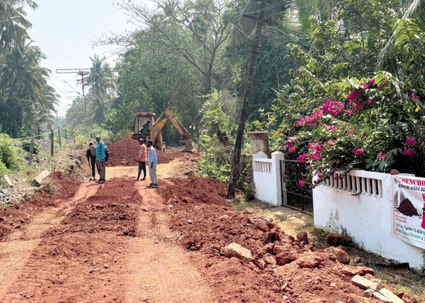 Outrage in Velsao as Collector revokes
Railways stop work order 1 Outrage in Velsao as Collector revokes
Railways stop work order