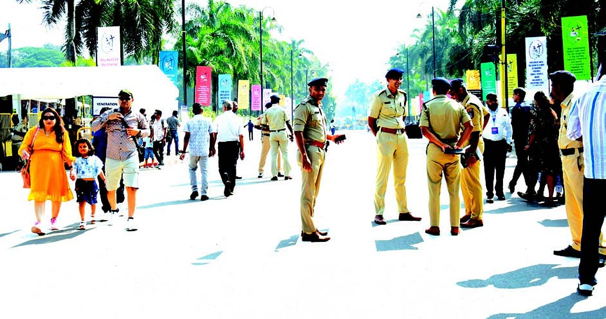 Over 1,200 cops maintaining 24x7 vigil at Exposition