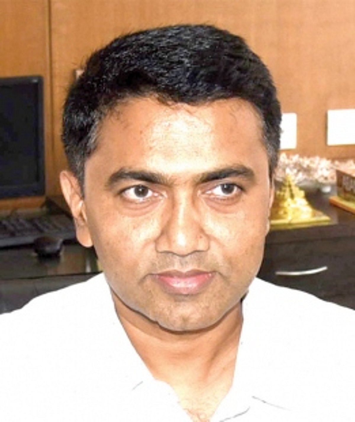 Over 2000 with travel history identified for home quarantine