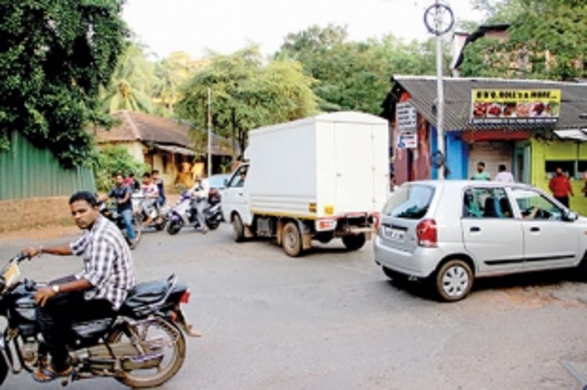 Overcrowding and traffic in St Inez affects functioning of emergency services