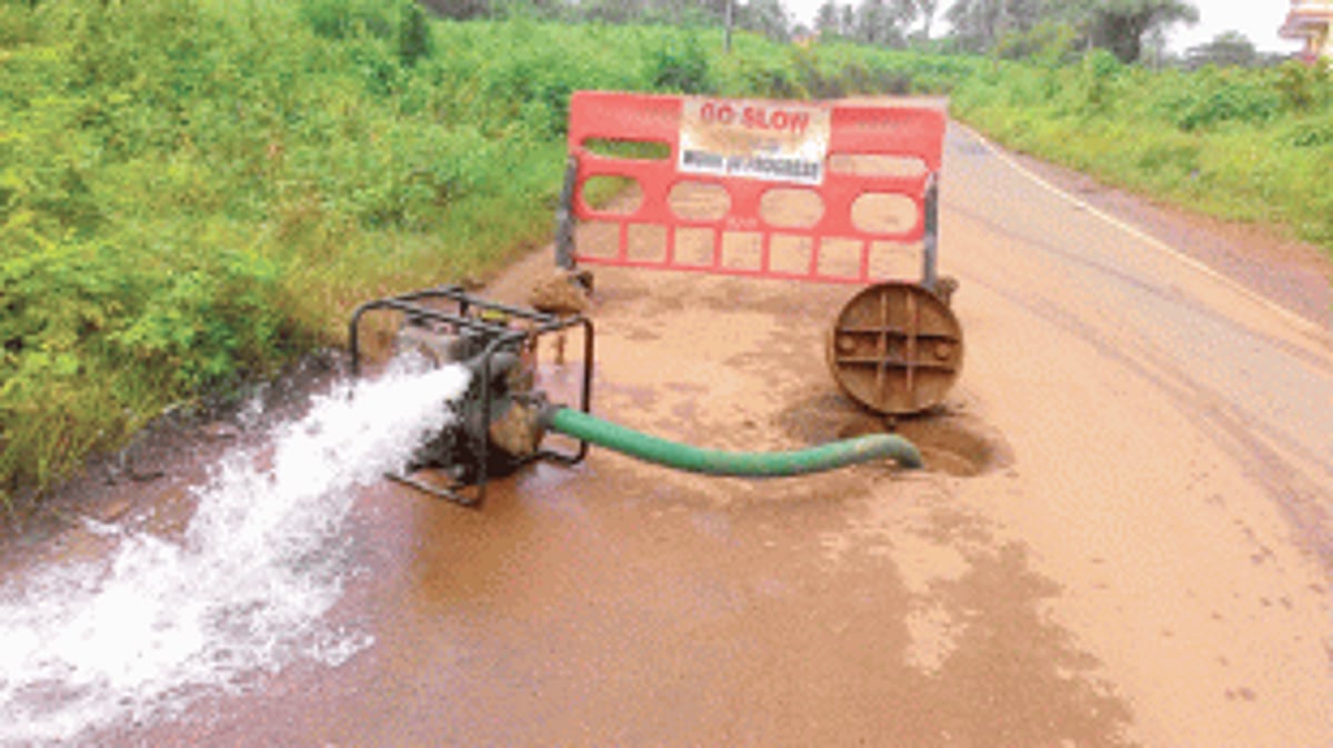 Overflowing septic manholes –Catastrophe in the making