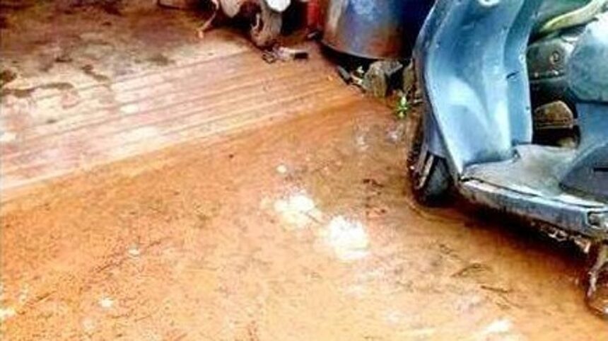 Overflowing sewage, a threat to public health 1 Overflowing sewage, a threat to public health