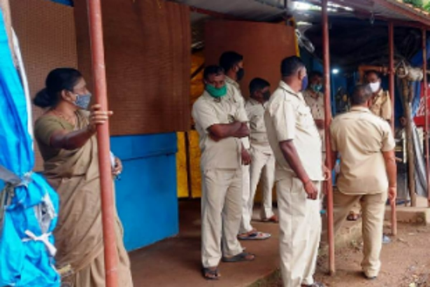 Owner removes alleged illegal  gadda from Margao KTC  bus stand