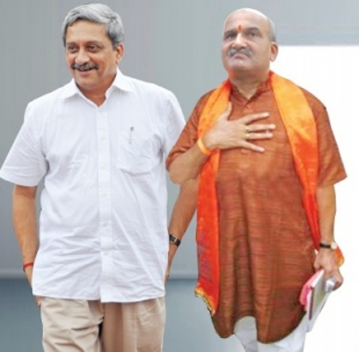 PARRIKAR ADDS BITE TO BARK, BANS PRAMOD MUTHALIK FROM GOA