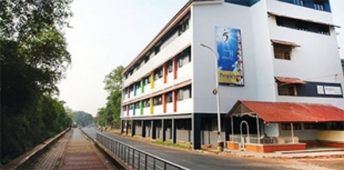 PEOPLE'S HIGH SCHOOL TAKES A STEP TOWARDS REFORMING EDUCATION