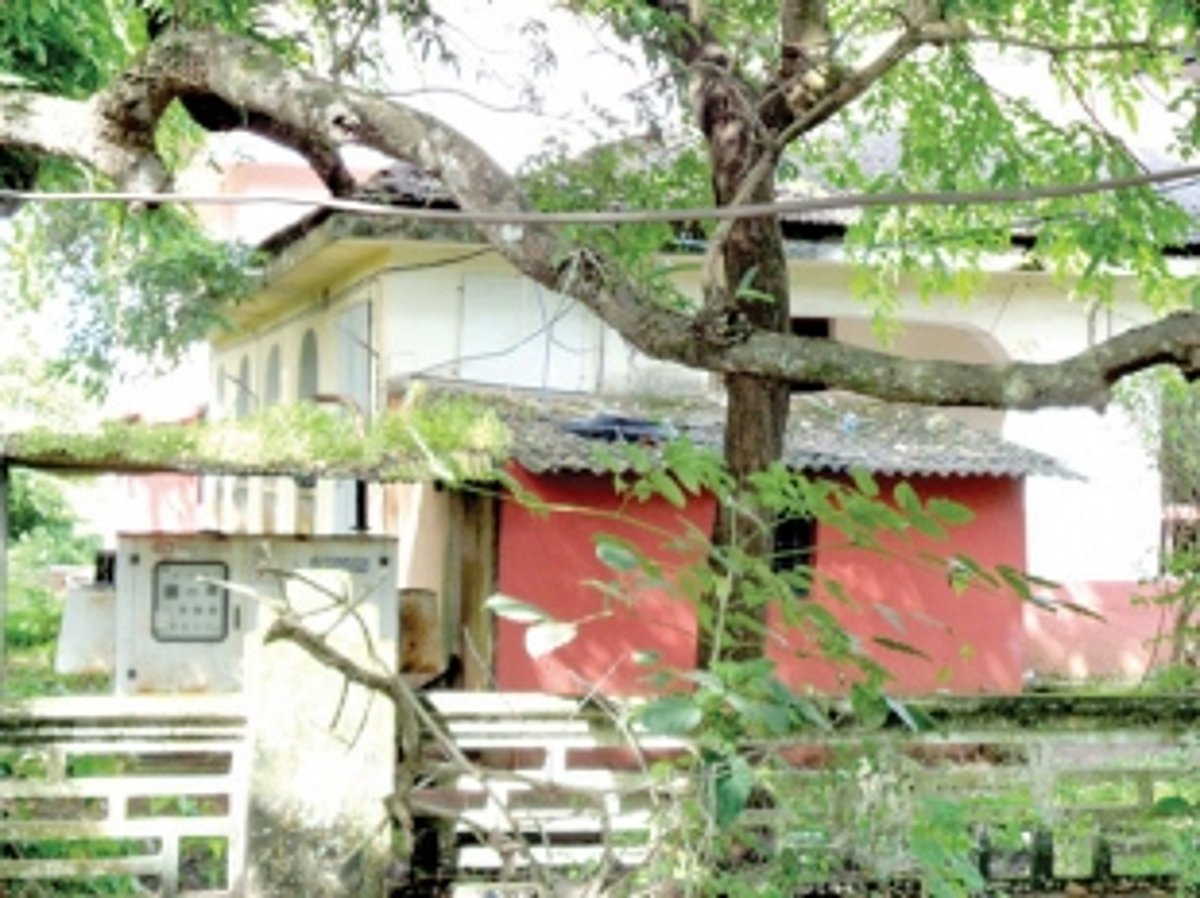 PHC Siolim generator and wind mill defunct