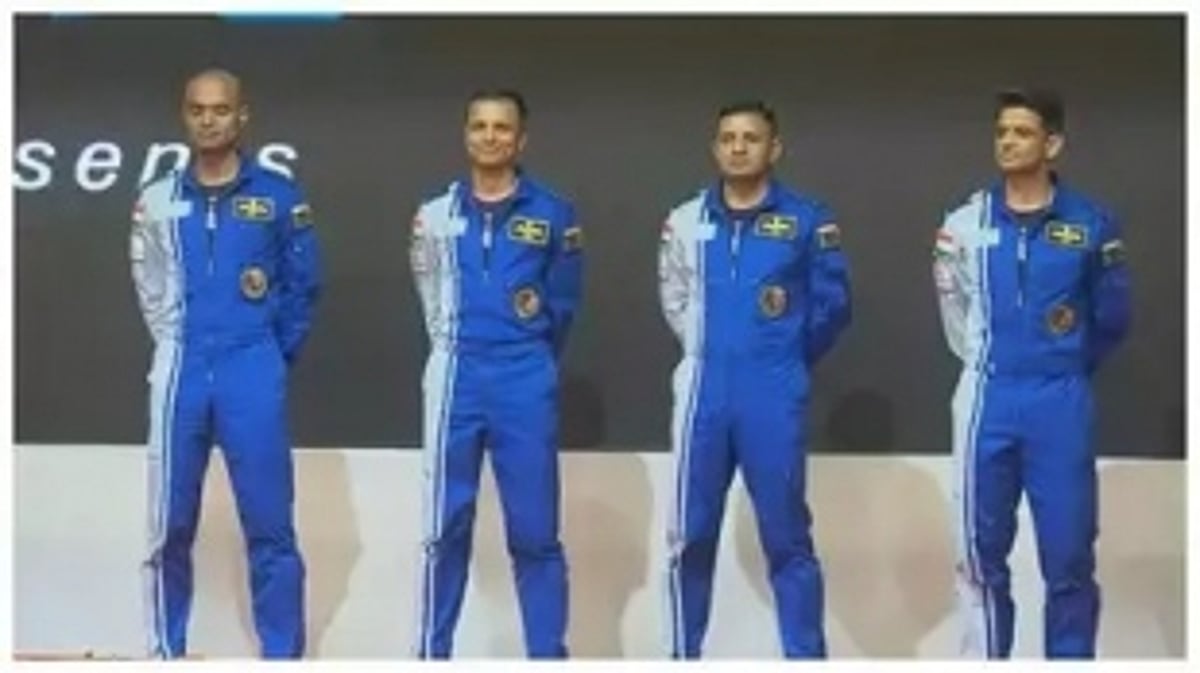 PM Modi Unveils Names of Four Astronauts for Gaganyaan Mission