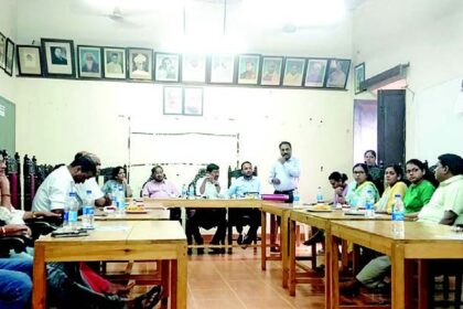 PMC finally decides to lease market complex for 10 yrs
to generate revenue