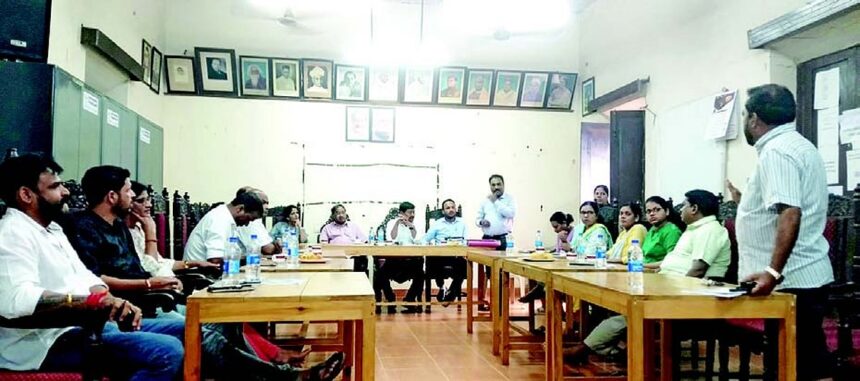 PMC finally decides to lease market complex for 10 yrs to generate revenue 1 PMC finally decides to lease market complex for 10 yrs
to generate revenue