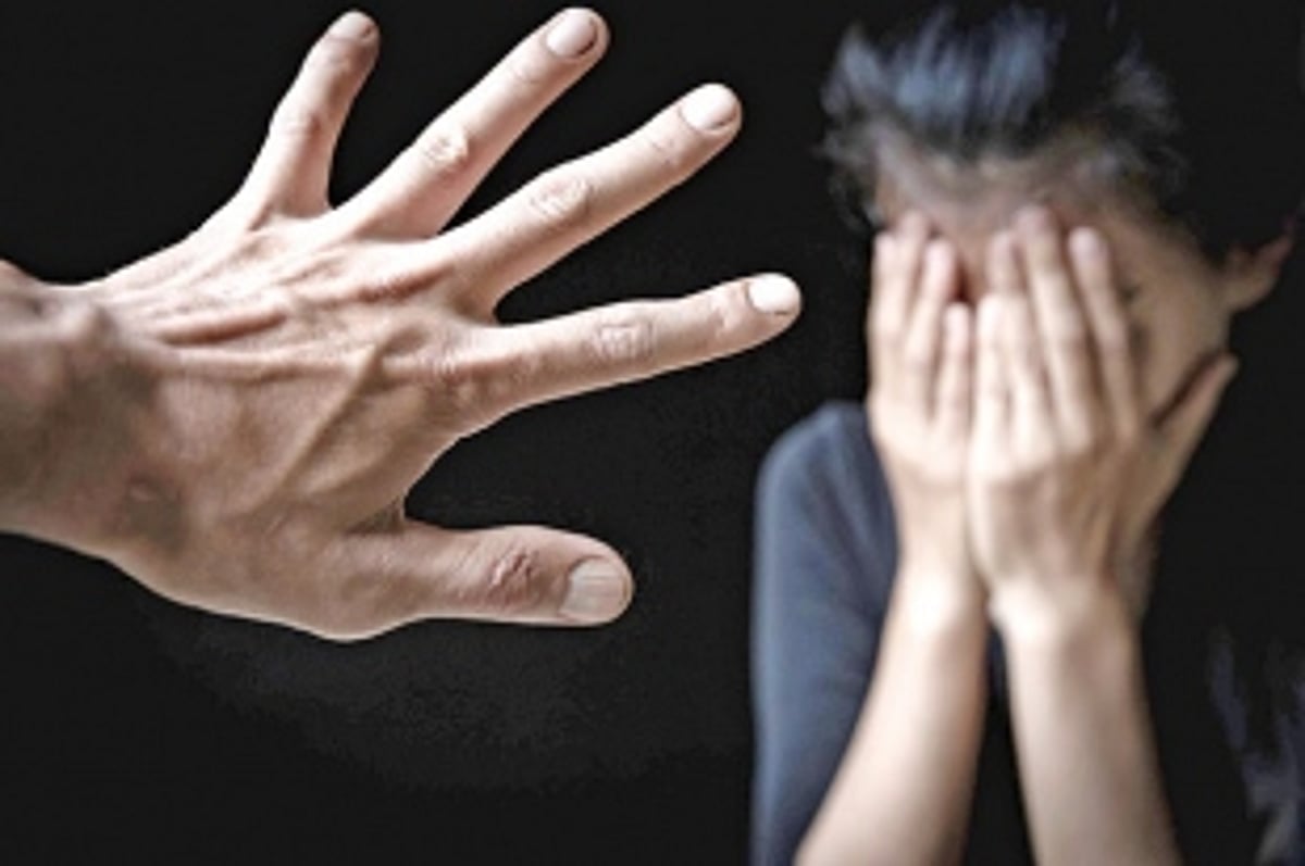 PROTECT CHILDREN  FROM PREDATORS