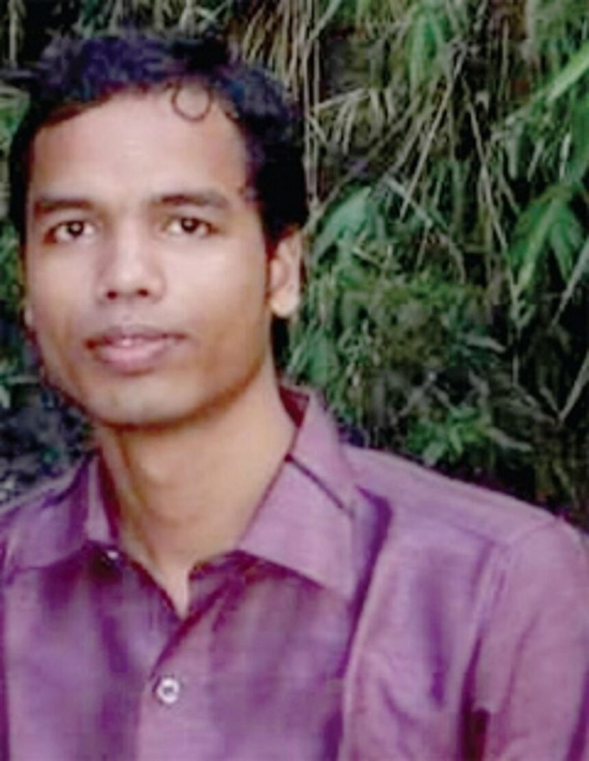 PROTECT YOURSELVES FROM FAKE NEWS