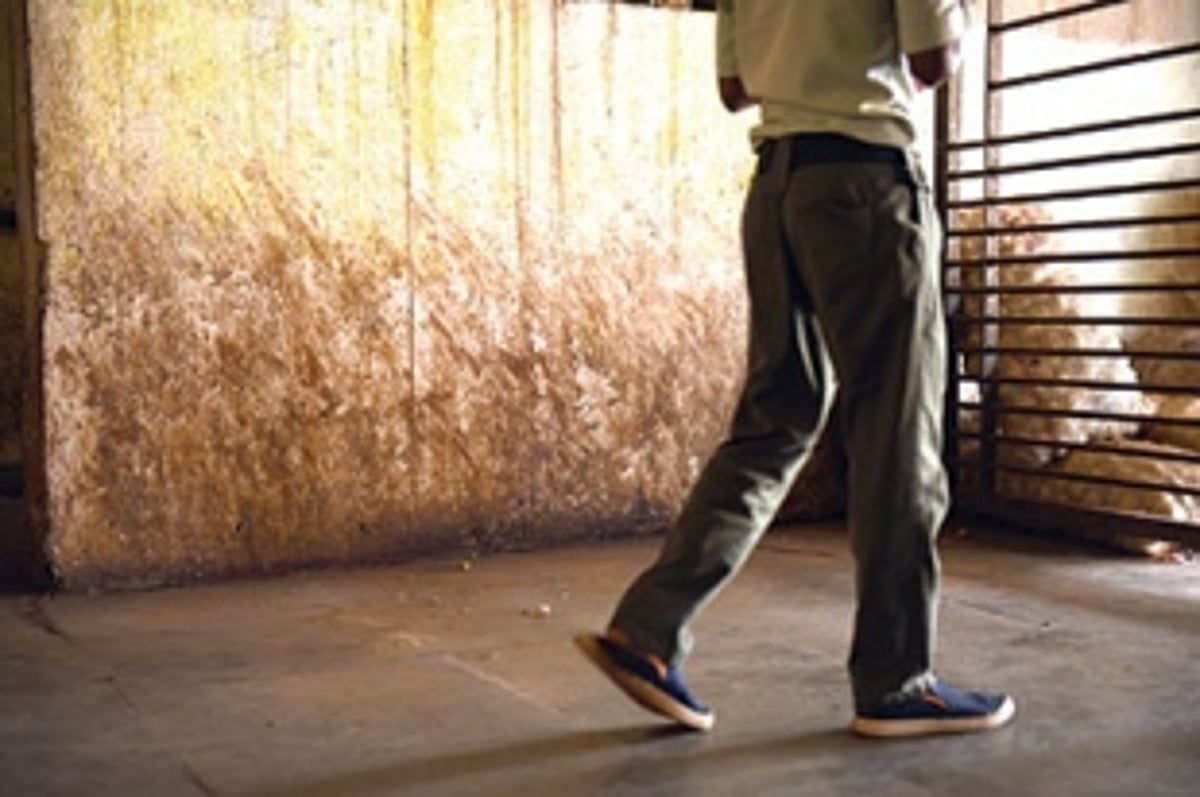 PUBLIC SPITTING AND SMOKING, CAN IT BE STOPPED PERMANENTLY?