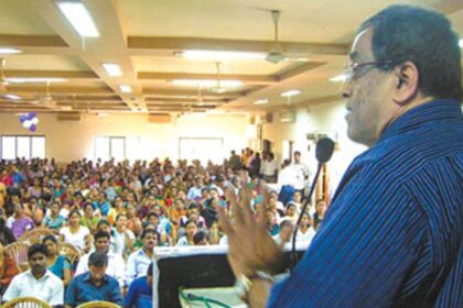 PWD Minister, Sudin Dhavlikar addressing the Nirmal Bharat Abhiyan workshop in Margao