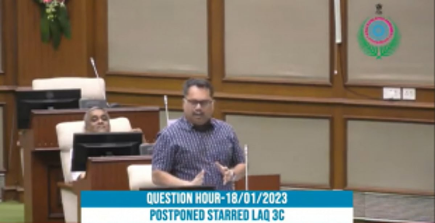 PWD Minister assures to install flow metres for each village; unable to reply to impact of Mhadei diversion