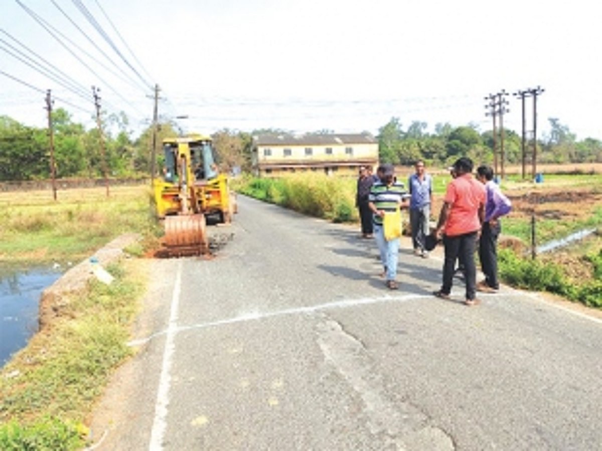 PWD begins work on culvert to halt fouling of Sao Jose de Areal fields with fish waste
