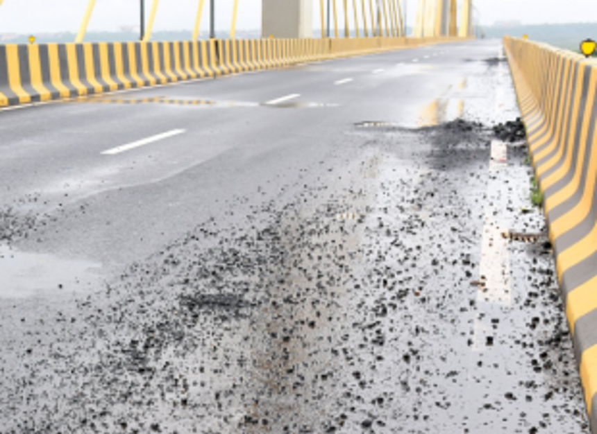 PWD inspects Atal Setu, asks L&T to rectify damage