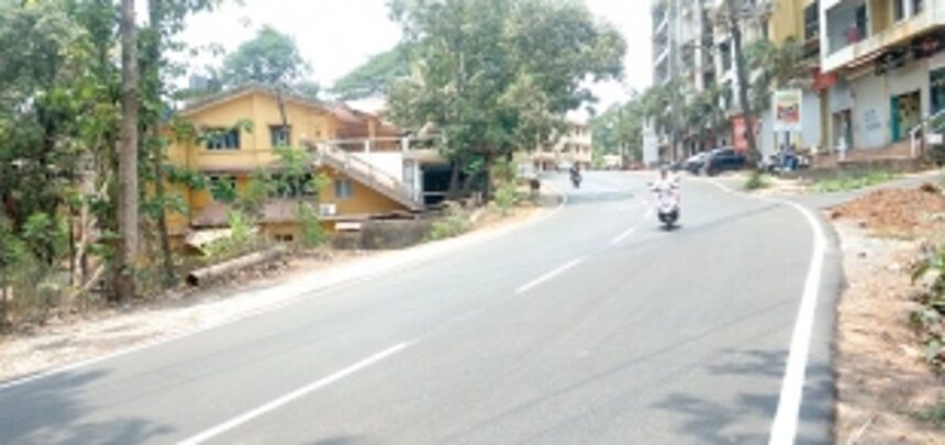 PWD paints speed breakers, road separator markings on Daag-Ponda road