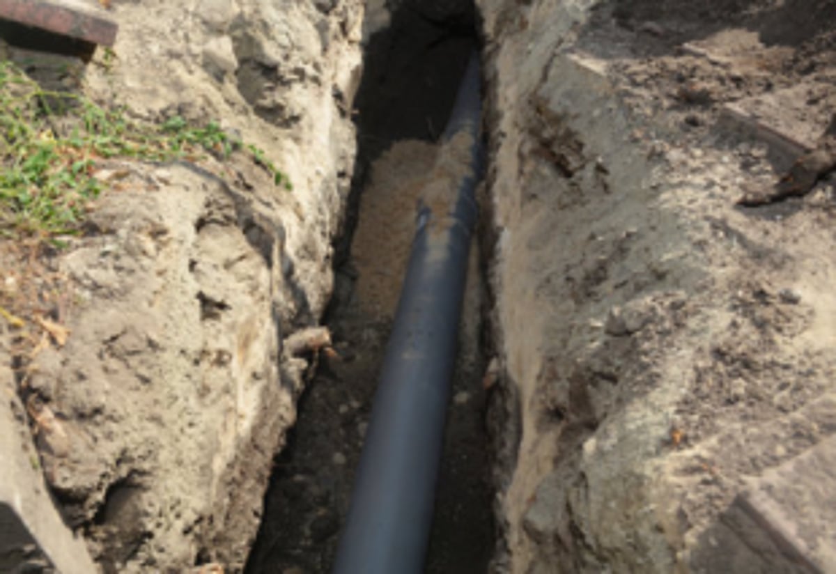 PWD rushes to connect Azad Nagar shanties to sewage network ahead of HC hearing