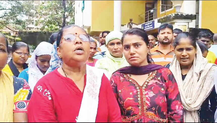 Paid money to duo, built our houses: Occupants of 140 Cunchelim homes facing demolition 1 Paid money to duo, built our houses: Occupants of 140 Cunchelim homes facing demolition