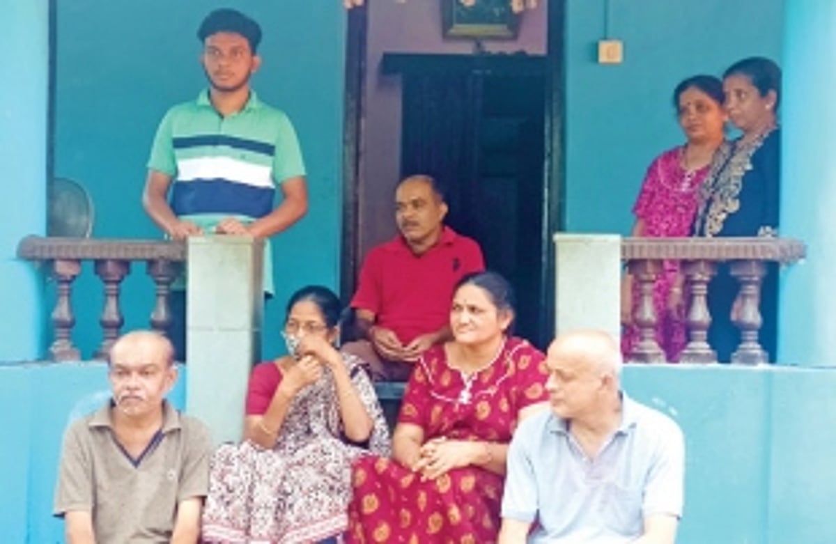 Pall of gloom descends on Mangueshi