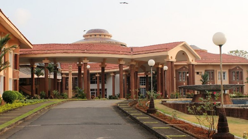 Panchayat Secretaries Overstay Tenure Amid Complaints, Sparking Uproar in Goa Assembly Over Governance Lapses 1 Panchayat Secretaries Overstay Tenure Amid Complaints, Sparking Uproar in Goa Assembly Over Governance Lapses