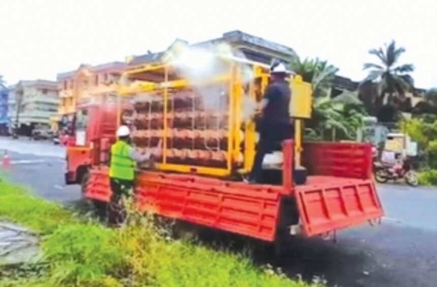Panic in Colva after gas leaks from CNG supply vehicle 1 Panic in Colva after gas leaks from CNG supply vehicle