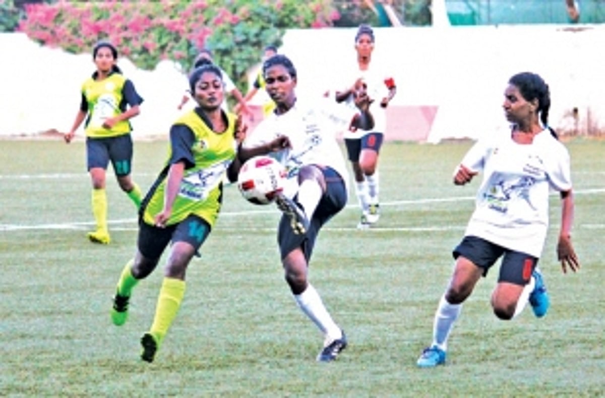 Panjim Footballers down Albert Princesses