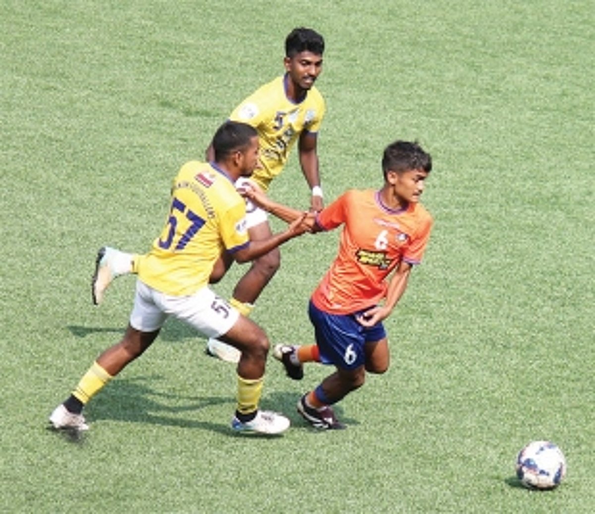Panjim Footballers rally to hold FC Goa