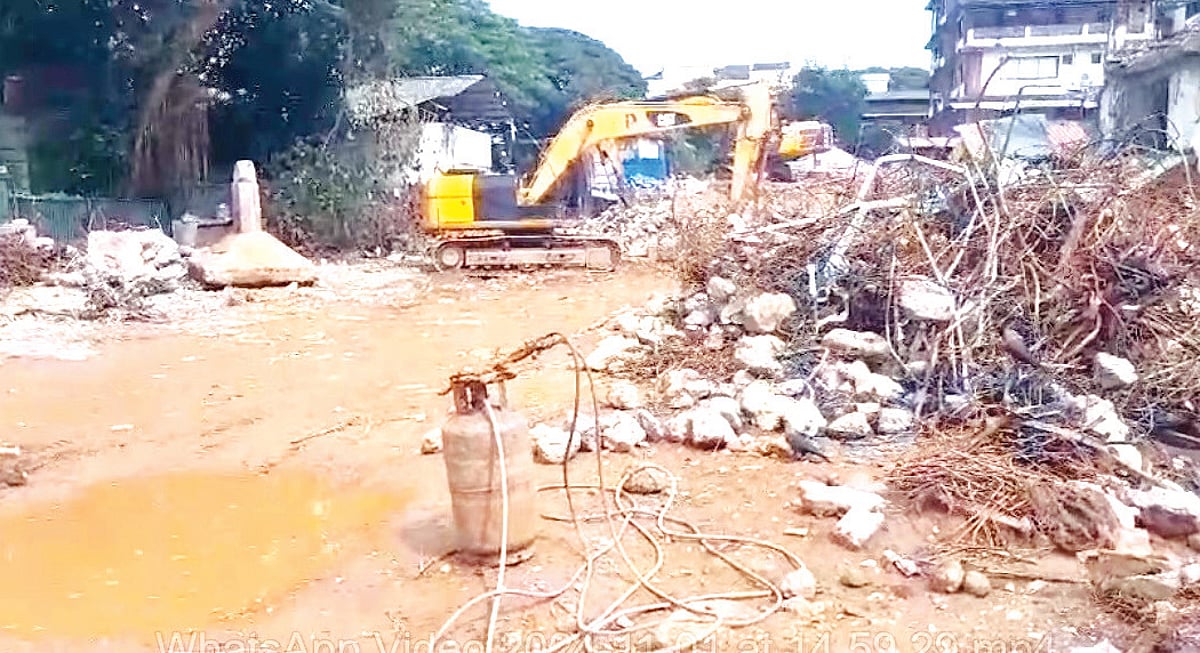 Panjim mkt tenants back meat vendors