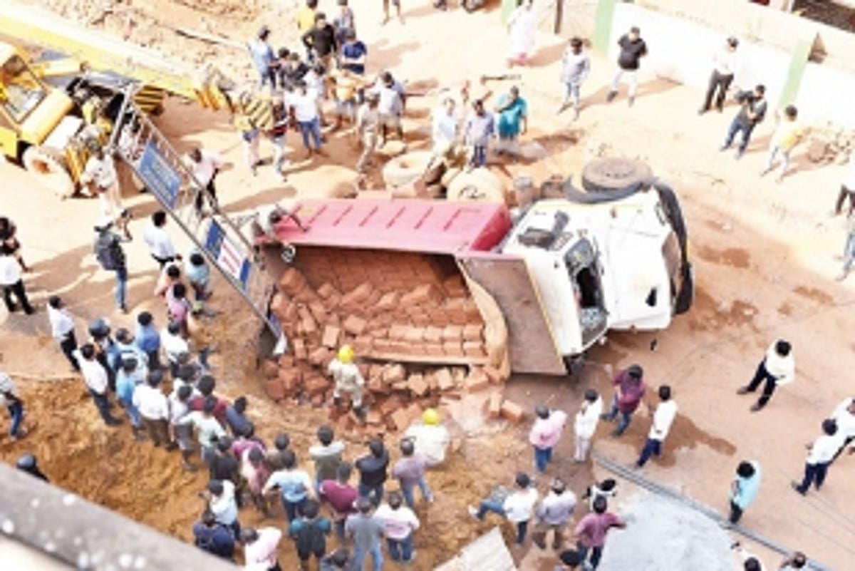 Panjim turns into a ‘Maximum City’  of accidents,  traffic congestion