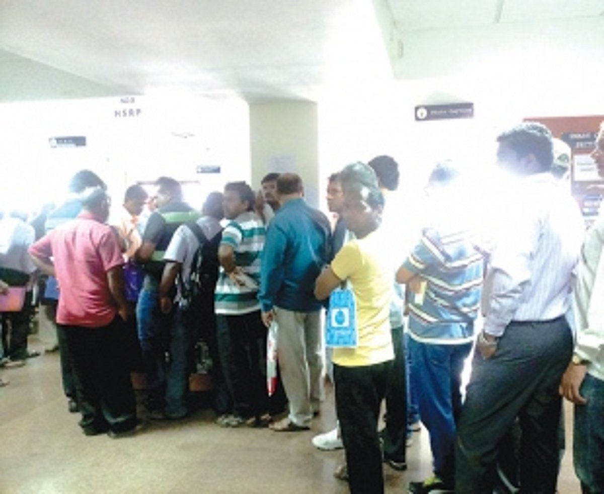 Panjim vehicle owners face major hardships at RTO over HSRP