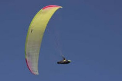 Paragliding Tragedy in Goa: Pune Tourist and Pilot Die as Cable Snaps Mid-Air