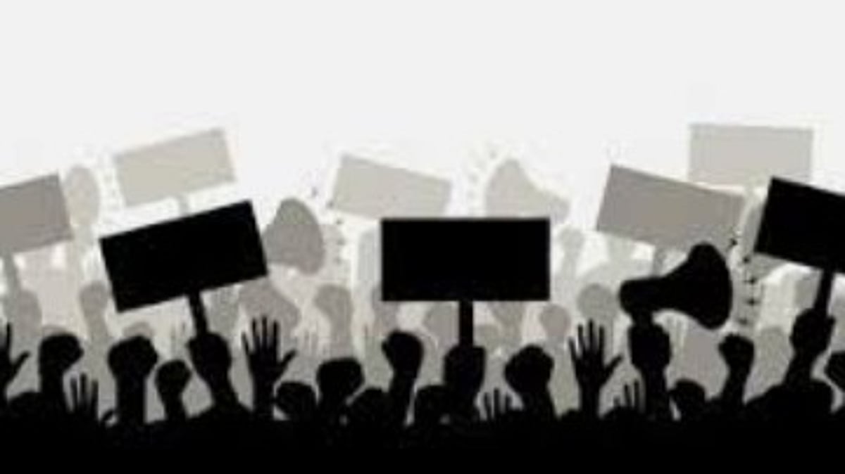 Parents Protest Against Early School Reopening in Porvorim, Led by AAP Leader Cecille Rodrigues