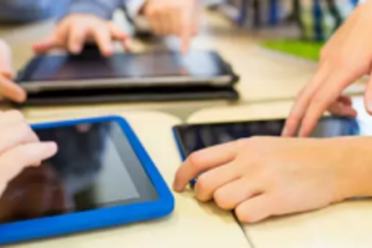 Parents in a fix over mobile phone access to children