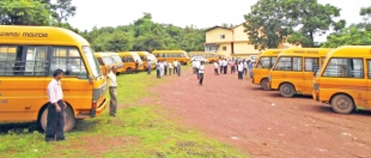 Parents want old Balrath buses to be replaced