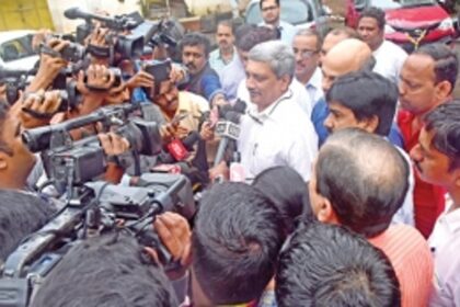 Parrikar charges Cong with  attempting to sabotage poll