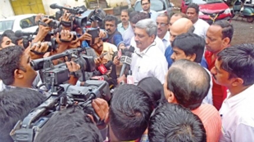 Parrikar charges Cong with attempting to sabotage poll