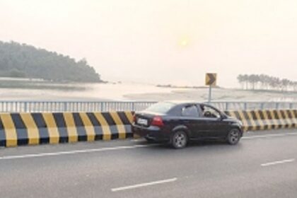 Parrikar sea-side link turning into risky selfie zone